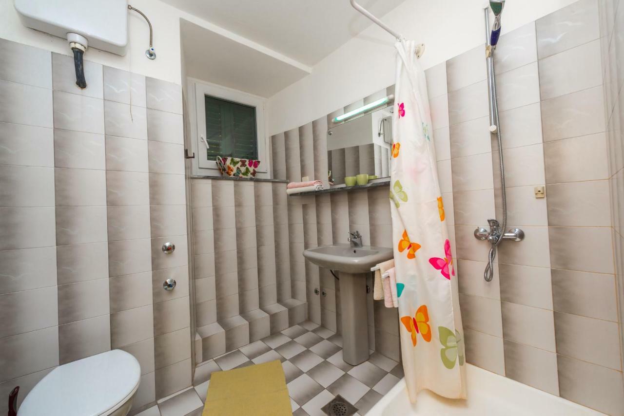 Villa Doris Mlini Luaran gambar